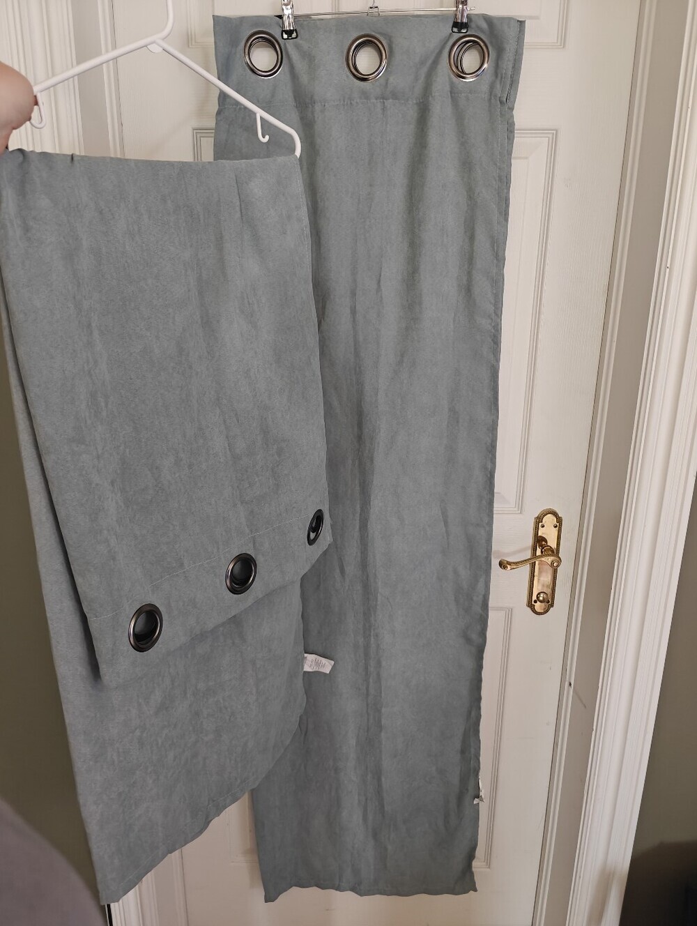 Curtains - Picture 2 of 5